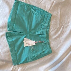 Vineyard Vines Everyday shorts